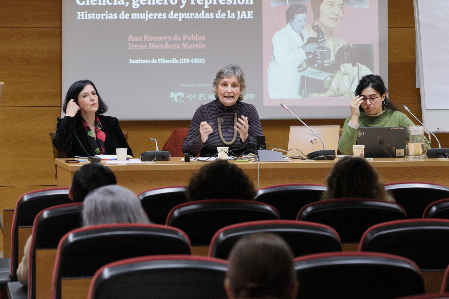 El CCHS conmemora el Día de la Mujer y la Niña en la Ciencia con el seminario "Ciencia, género y represión: historias de mujeres depuradas de la JAE"