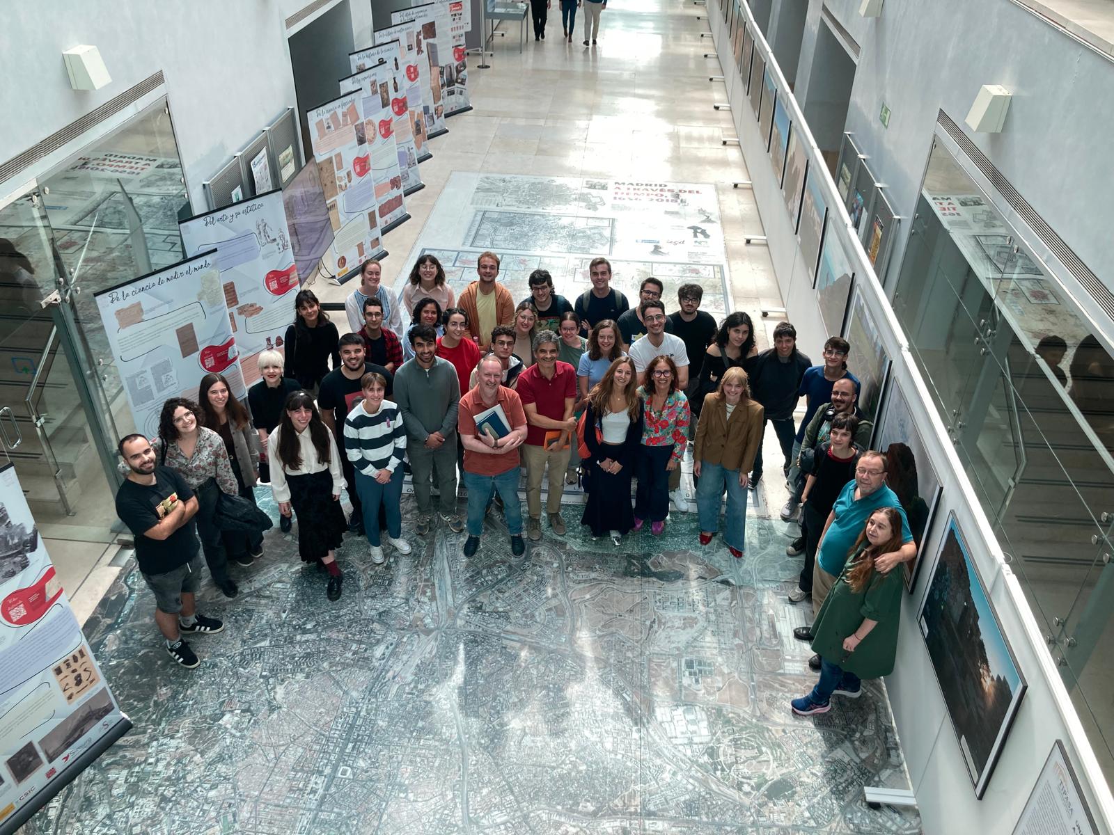 Los institutos de investigación ubicados en el CCHS-CSIC acogen ya a los estudiantes beneficiarios de las becas de introducción a la investigación del CSIC. Los institutos de investigación ubicados en el CCHS-CSIC acogen ya a los estudiantes beneficiarios de las becas de introducción a la investigación del CSIC.