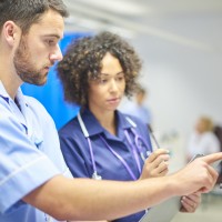 Una aplicación del CSIC basada en inteligencia artificial facilita la comprensión de la información médica