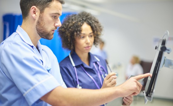 Una aplicación del CSIC basada en inteligencia artificial facilita la comprensión de la información médica