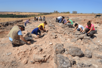 Conferencia "Entre reyes, abades y obispos: ciudades y aldeas en el interior peninsular durante la época visigoda (s. VI-VIII)" Conferencia "Entre reyes, abades y obispos: ciudades y aldeas en el interior peninsular durante la época visigoda (s. VI-VIII)"