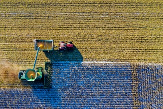 Su objetivo es evaluar el efecto de la Política Agraria Común (PAC) sobre la biodiversidad, los servicios ecosistémicos y el desarrollo socioeconómico justo de las poblaciones rurales Su objetivo es evaluar el efecto de la Política Agraria Común (PAC) sobre la biodiversidad, los servicios ecosistémicos y el desarrollo socioeconómico justo de las poblaciones rurales
