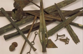 Jornada "El conjunto de la ría de Huelva 100 años después: Producción y circulación de metales en la Península Ibérica durante el Bronce Final y los inicios de la presencia fenicia" Jornada "El conjunto de la ría de Huelva 100 años después: Producción y circulación de metales en la Península Ibérica durante el Bronce Final y los inicios de la presencia fenicia"