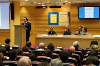 Su Majestad la Reina preside la presentación del nuevo volumen del Diccionario Griego-Español en el CSIC Su Majestad la Reina preside la presentación del nuevo volumen del Diccionario Griego-Español en el CSIC